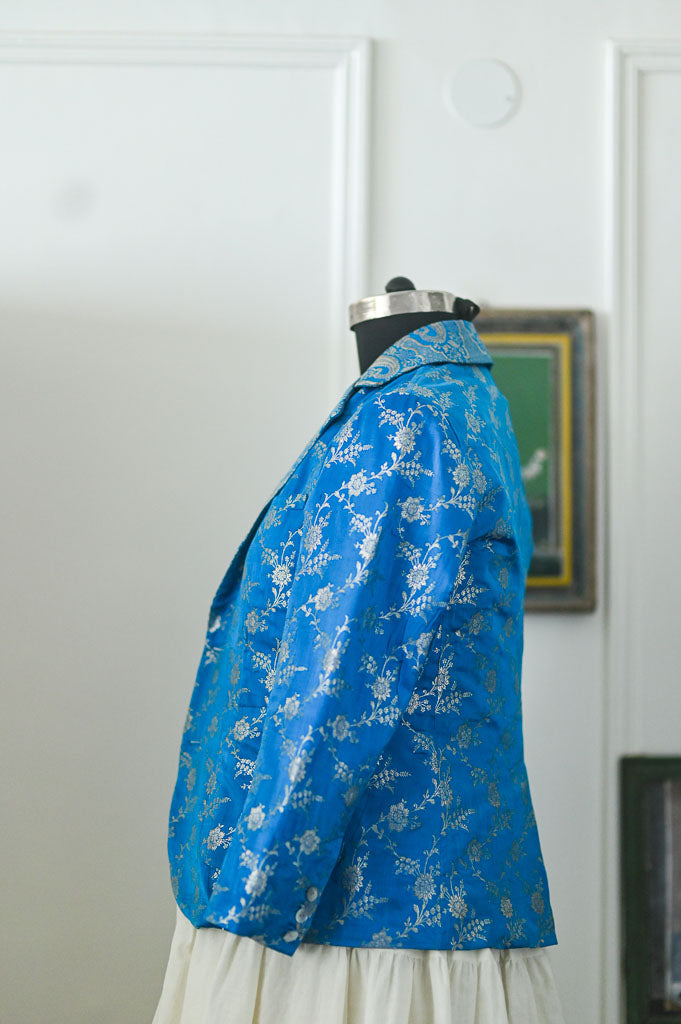 Lasya, Brocade Silk  Saree, Up Cycled Blazer, Large - kinchecom