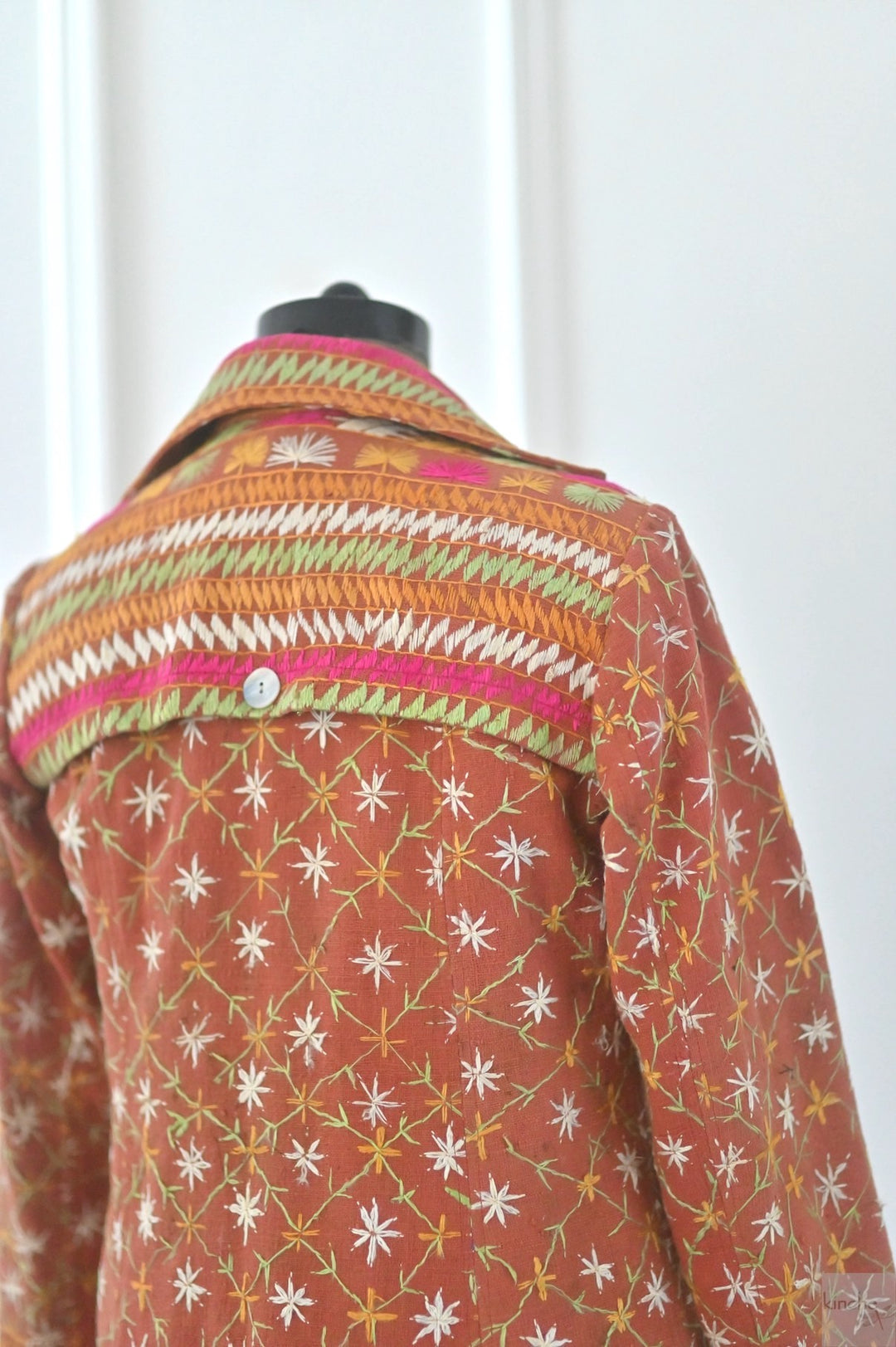 Aagya, Size Medium Vintage Phulkari Trench Jacket, One of a Kind - kinchecom