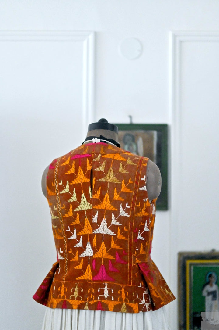 Baani, One of a Kind, Vintage Bagh Phulkari Vest, Medium - kinchecom