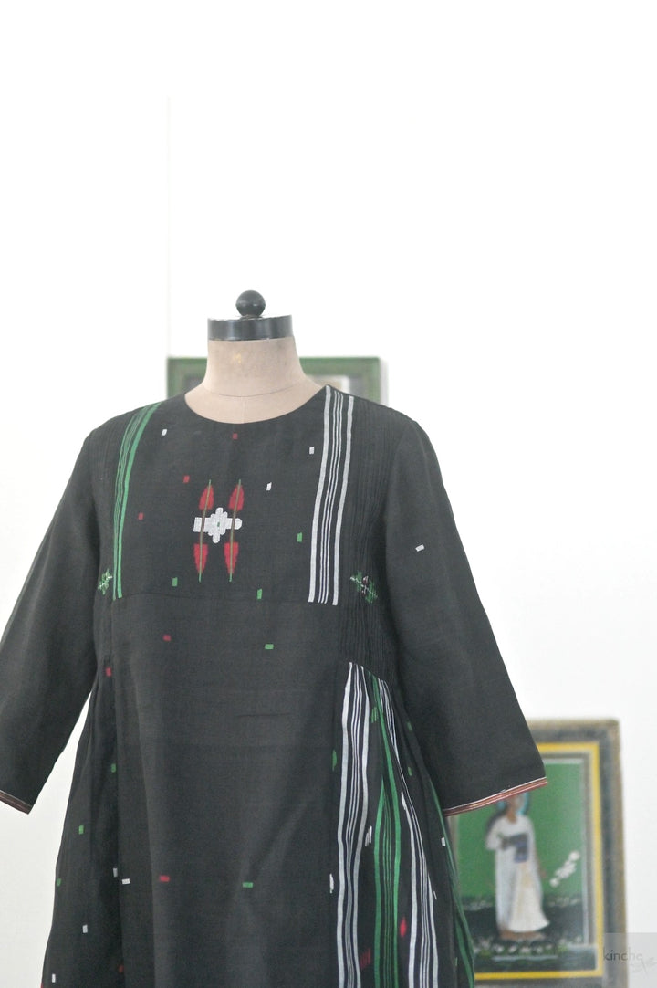 Zainab, Vintage Jamdani Saree, Up Cycled dress in M/L - kinchecom