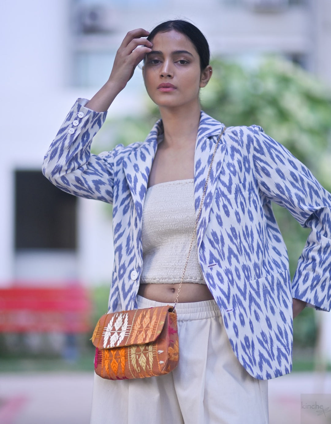 Azure, Indigo &amp; White Ikat Weave Cotton Blazer - kinchecom