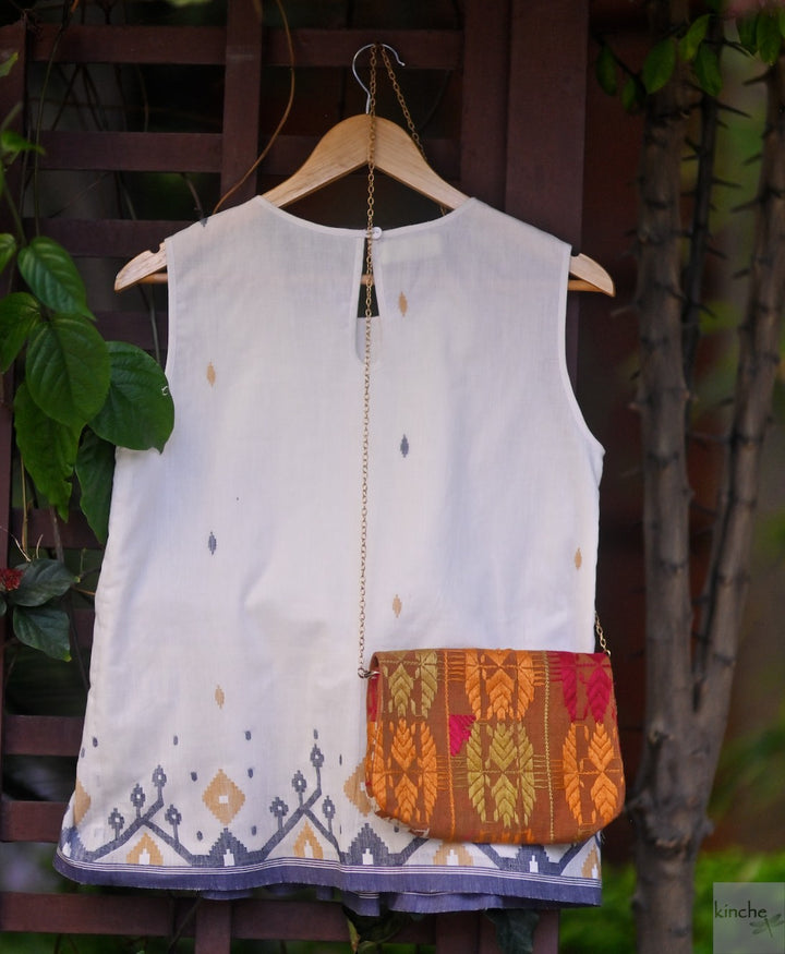 Vira, Notebook Clutch made with Vintage Phulkari Bagh &amp; brass Chain - kinchecom
