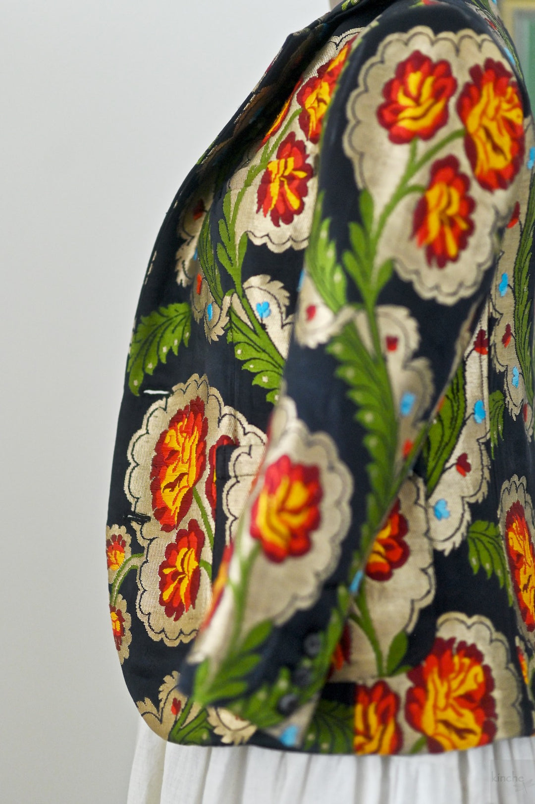Dolma, Gyasar Silk &amp; Copper Zari, Blazer in Black - kinchecom