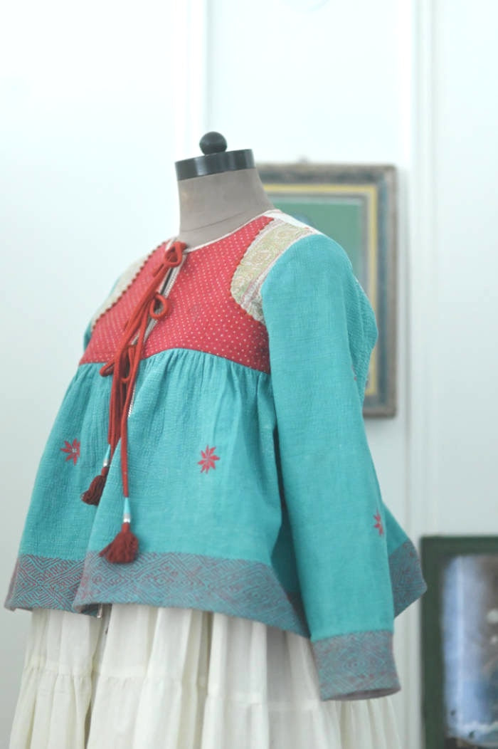 Jakarta, Hand Crafted &amp; Hand Embroidered Kantha Kediya Jacket in Green - kinchecom