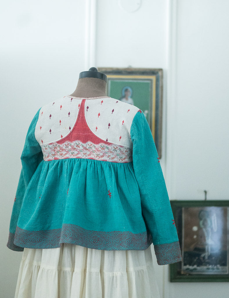 Jakarta, Hand Crafted &amp; Hand Embroidered Kantha Kediya Jacket in Green - kinchecom