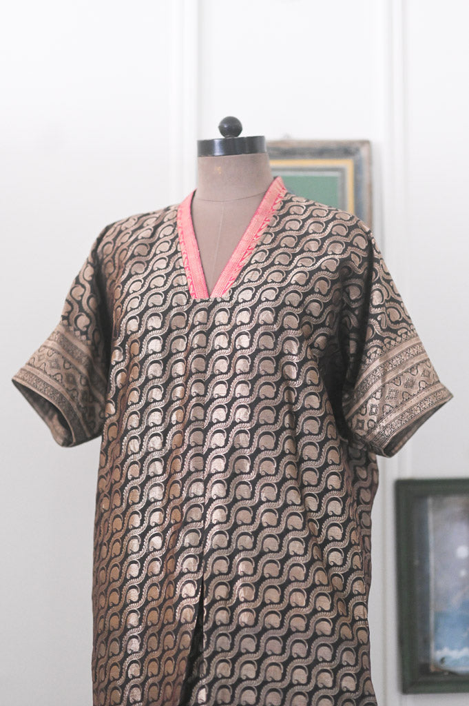 Pihu, Vintage Saree, Up Cycled kaftan Dress in M &amp; Large - kinchecom