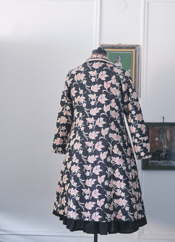 Jessica, Handmade Vintage Kantha Long Blazer in Medium - kinchecom