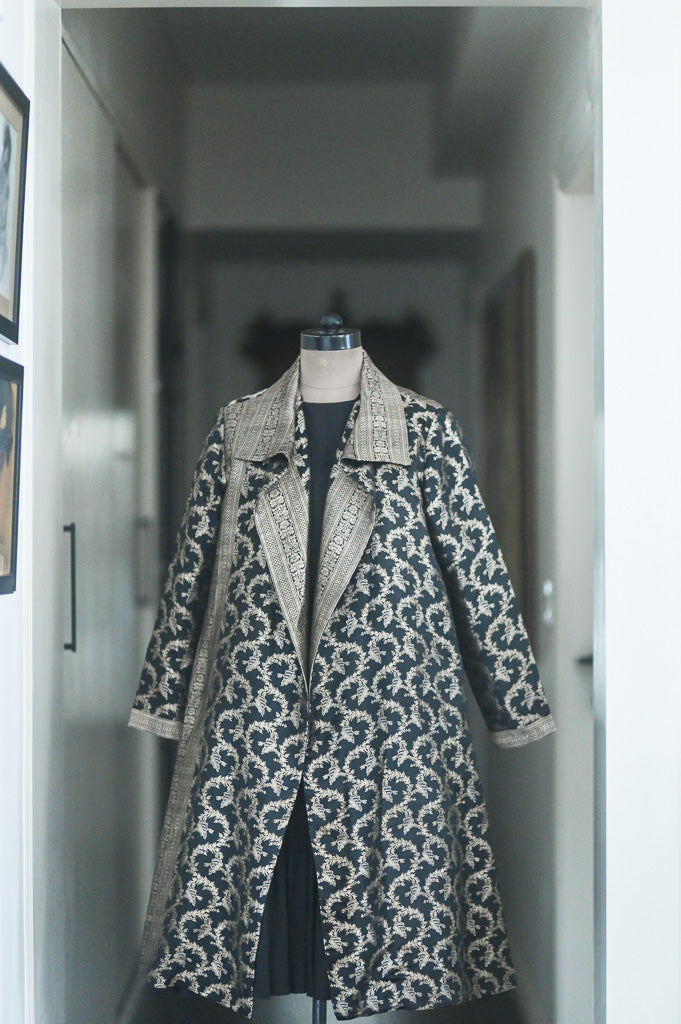 Jama 32, Long Robe Style Coat made with Vintage Zari Silk in Black &amp; Gold, Medium/Large - kinchecom