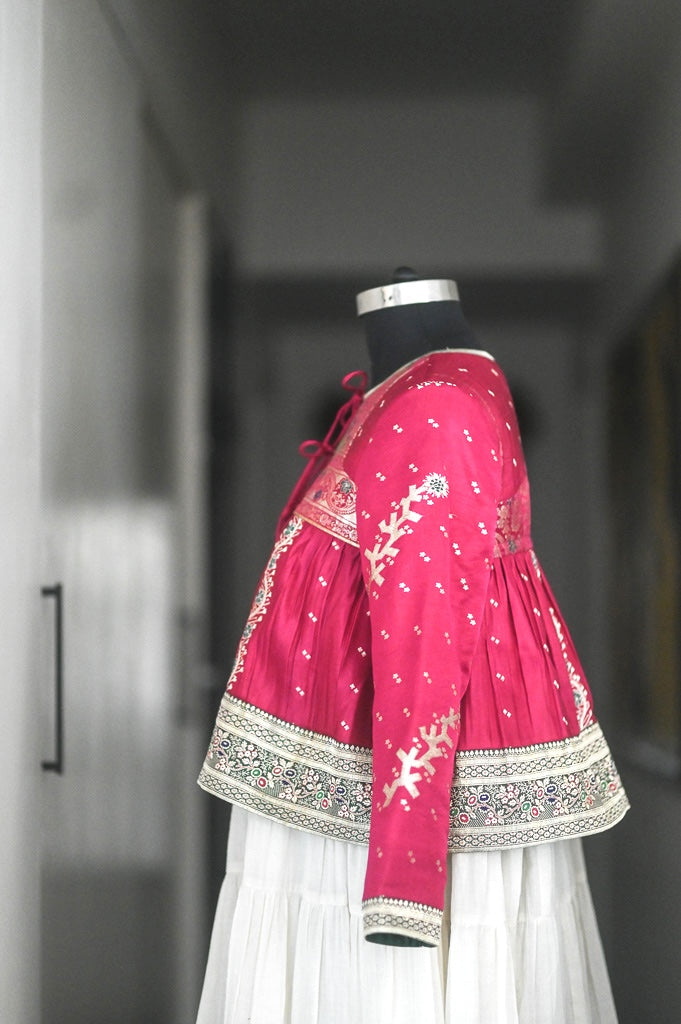 Zoya, kinche *Rare Vintage Zari Saree Kediya in large - kinchecom