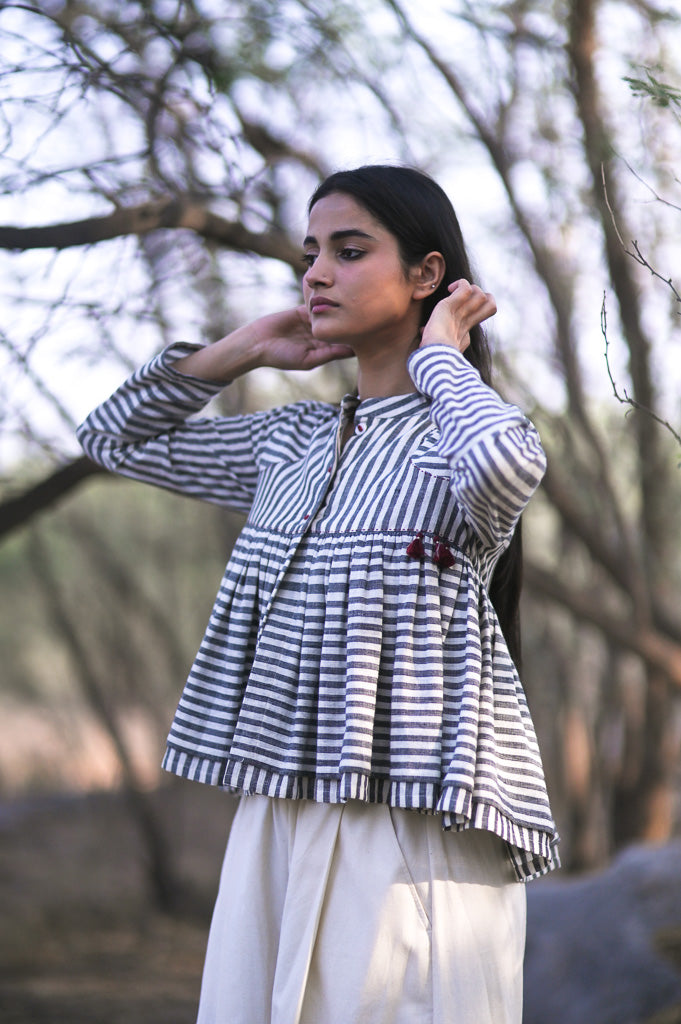 Melbourne, Charcoal Grey and Off White stripes, Kedia, with Hand Embroidery - kinchecom