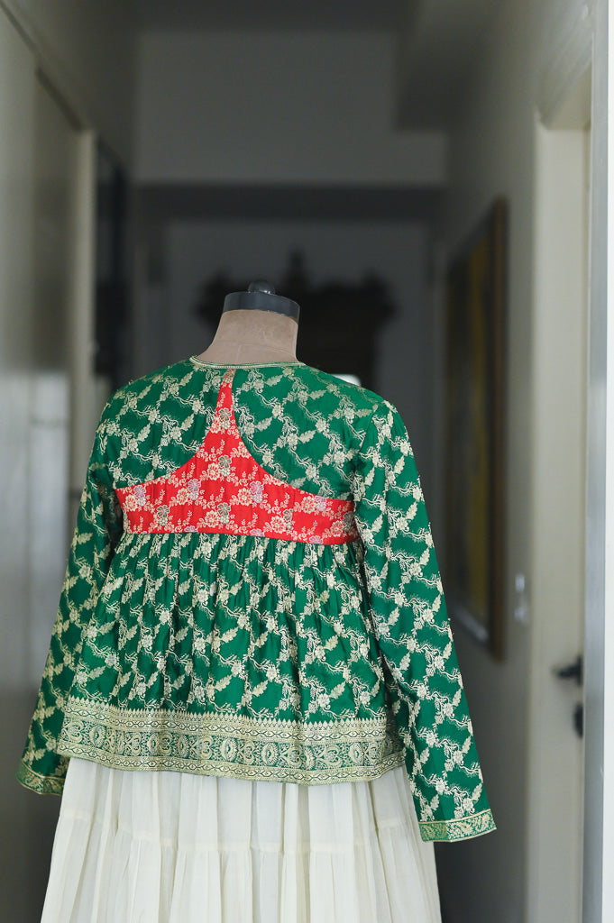 Rasika, Vintage Zari Saree Kediya in Emerald Green and Red, Medium - kinchecom