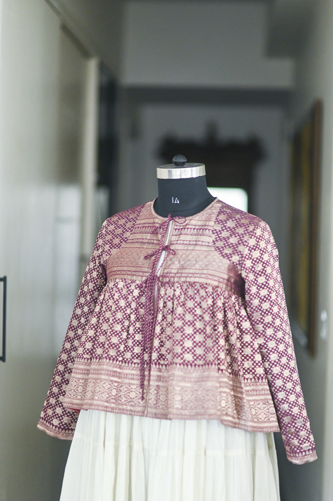 Huda, X Large, Organza and Zari kedia, made with Vintage Zari Saree - kinchecom