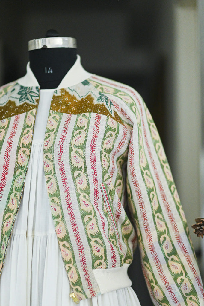 Amelia, Hand Embroidered Vintage Kantha Bomber Jacket M/L - kinchecom