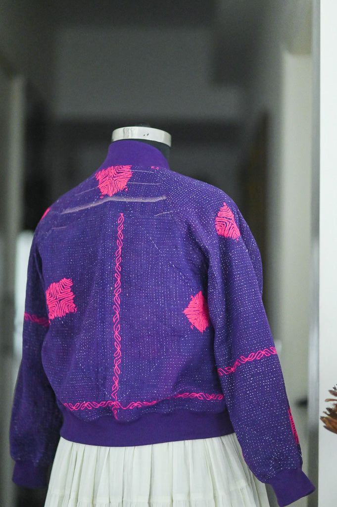 Erica, Hand Embroidered Vintage Kantha Bomber Jacket M/L - kinchecom