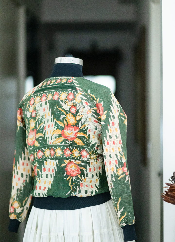 Large/Lyla, Hand Embroidered Vintage Kantha Bomber Jacket - kinchecom