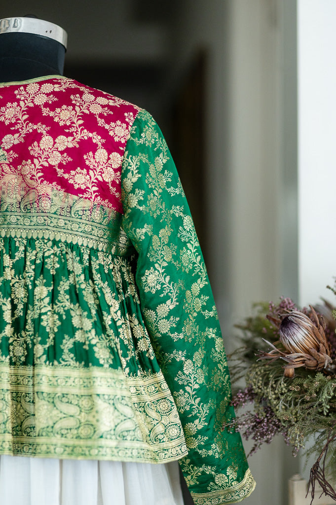 Raahat, Vintage Katan Sil and Zari Kedia in XL, kinche Rare*