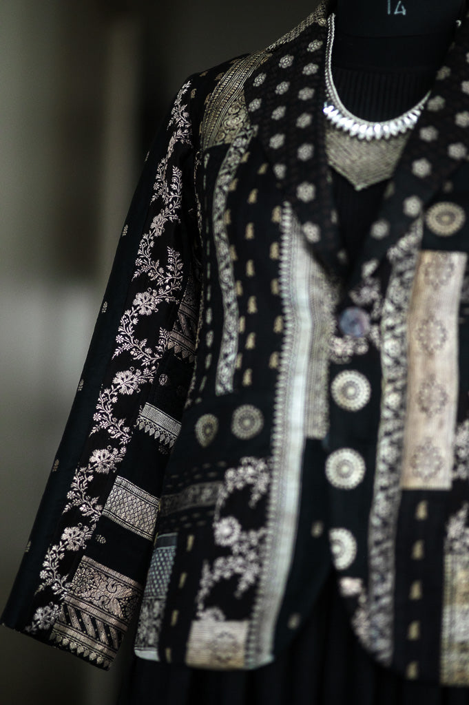 Sangam 26, Vintage Remnants of Katan Silk Fusioned together in XL Size Blazer - kinchecom