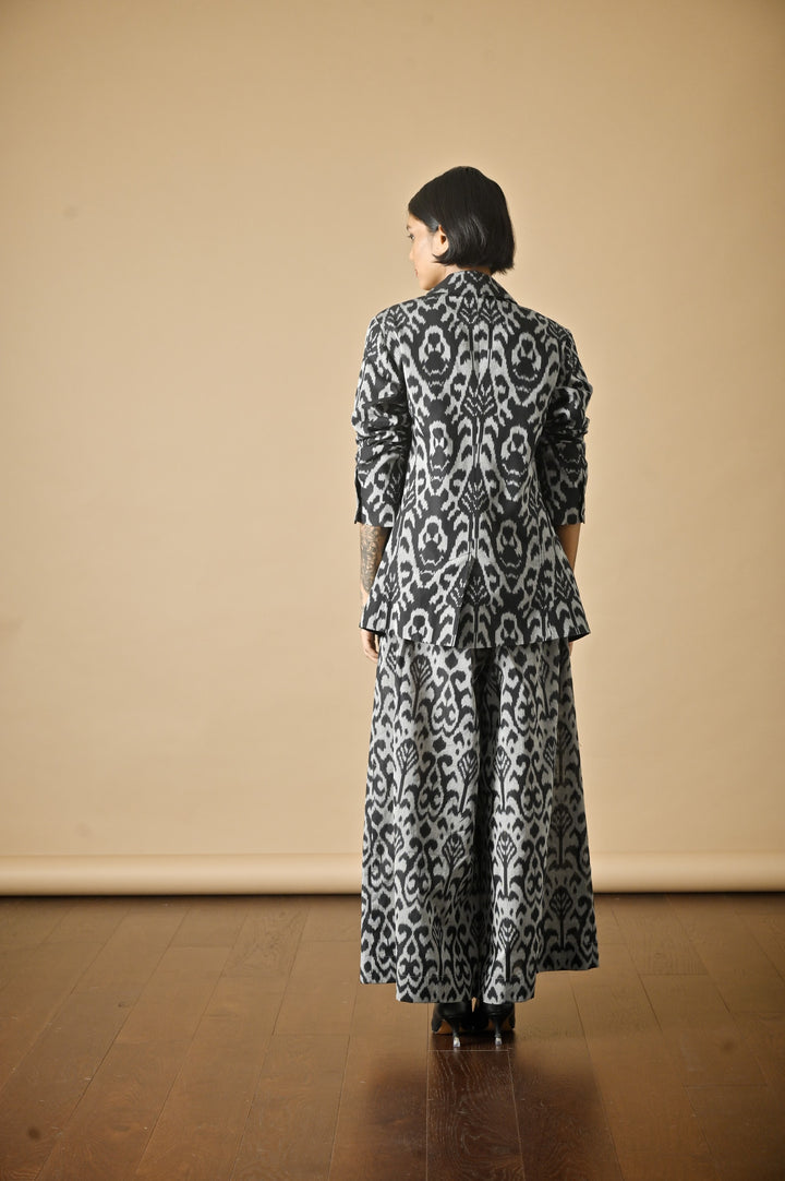 Khieve, Handwoven Ikat Fabric Cotton Blazer &amp; Ikat Pants - kinchecom
