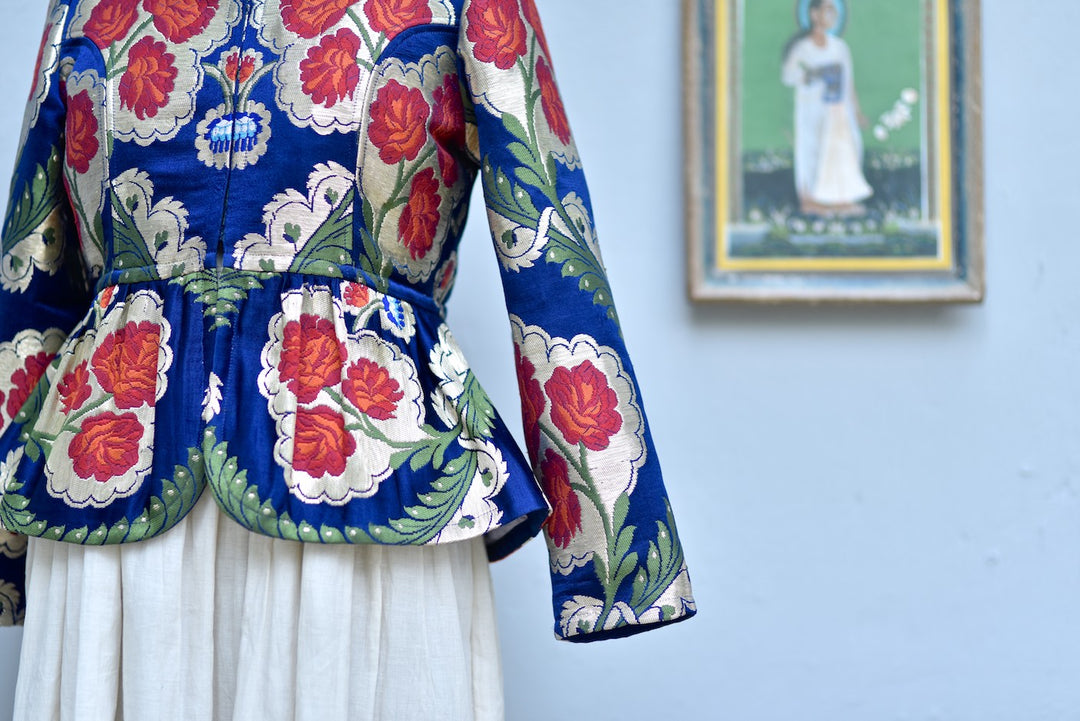 Large, Resoor Yangchen, Gyanta Brocade Jacket in Beautiful Navy Blue &amp; Gold - kinchecom