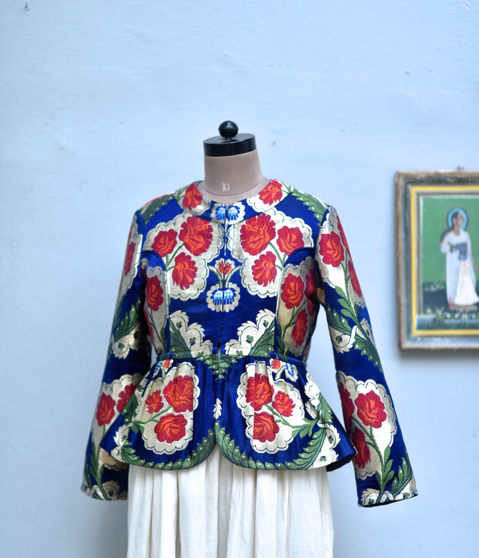 Large, Resoor Yangchen, Gyanta Brocade Jacket in Beautiful Navy Blue &amp; Gold - kinchecom
