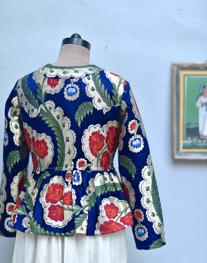 Large, Resoor Yangchen, Gyanta Brocade Jacket in Beautiful Navy Blue &amp; Gold - kinchecom