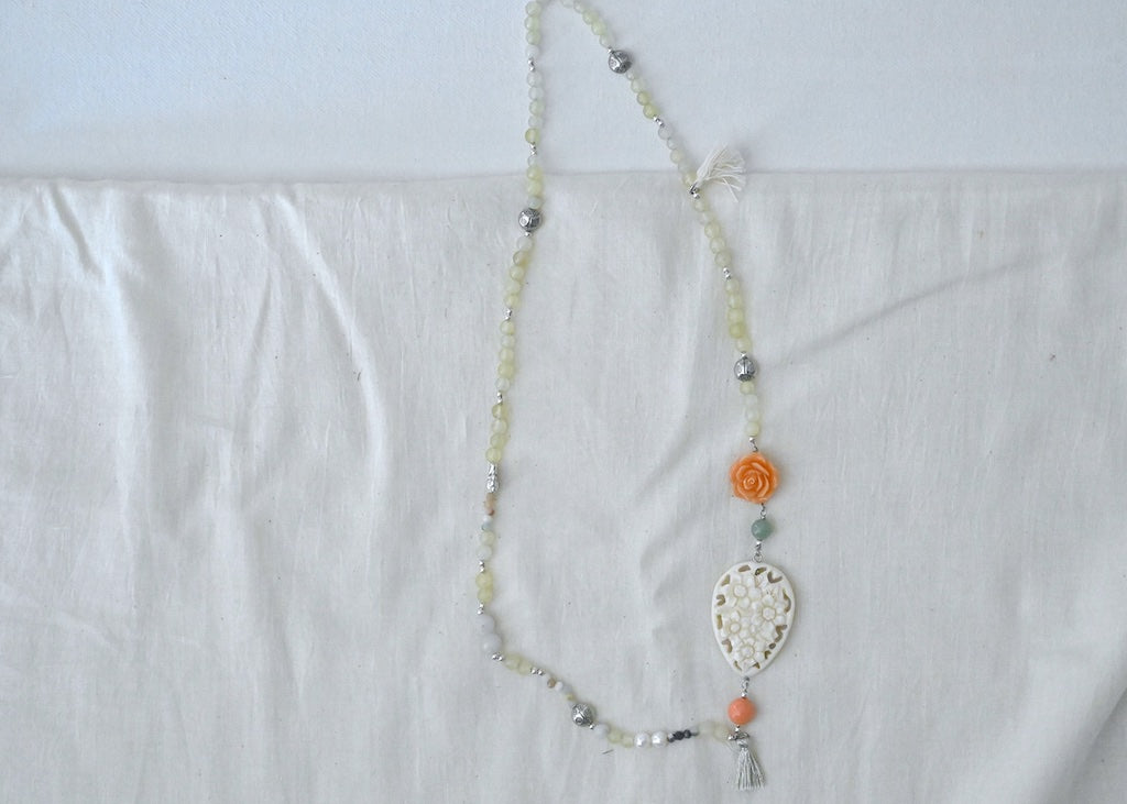 Celeste, Aventurine Semi Precious Bead, Agate Beads &amp; Resin Beads Necklace - kinchecom
