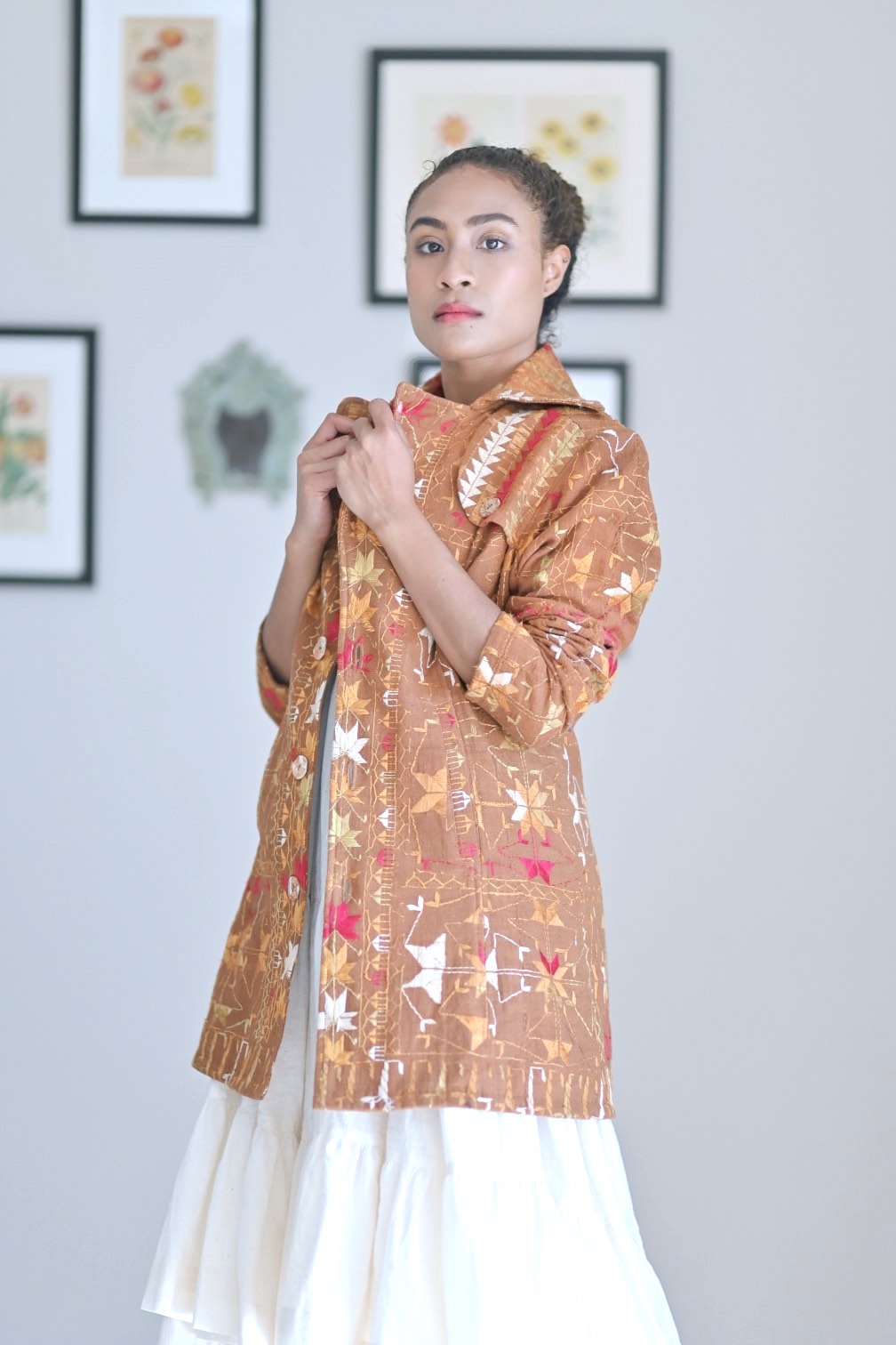 Inderjeet Kaur, Size Medium/Small Vintage Phulkari Trench Jacket, One of a Kind - kinchecom