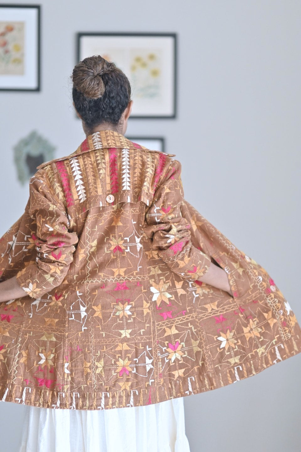 Inderjeet Kaur, Size Medium/Small Vintage Phulkari Trench Jacket, One of a Kind - kinchecom