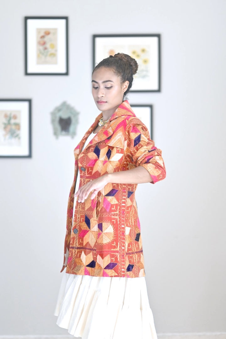 Tripta Kaur, Size Medium/Small Vintage Phulkari Trench Jacket, One of a Kind - kinchecom