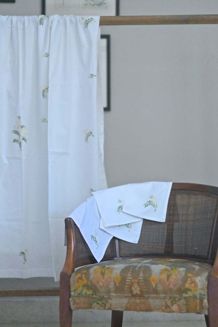 Hand Embroidered Yellow &amp; Green, Floral Embroidery,  96X60 Inches Tablecloth - kinchecom