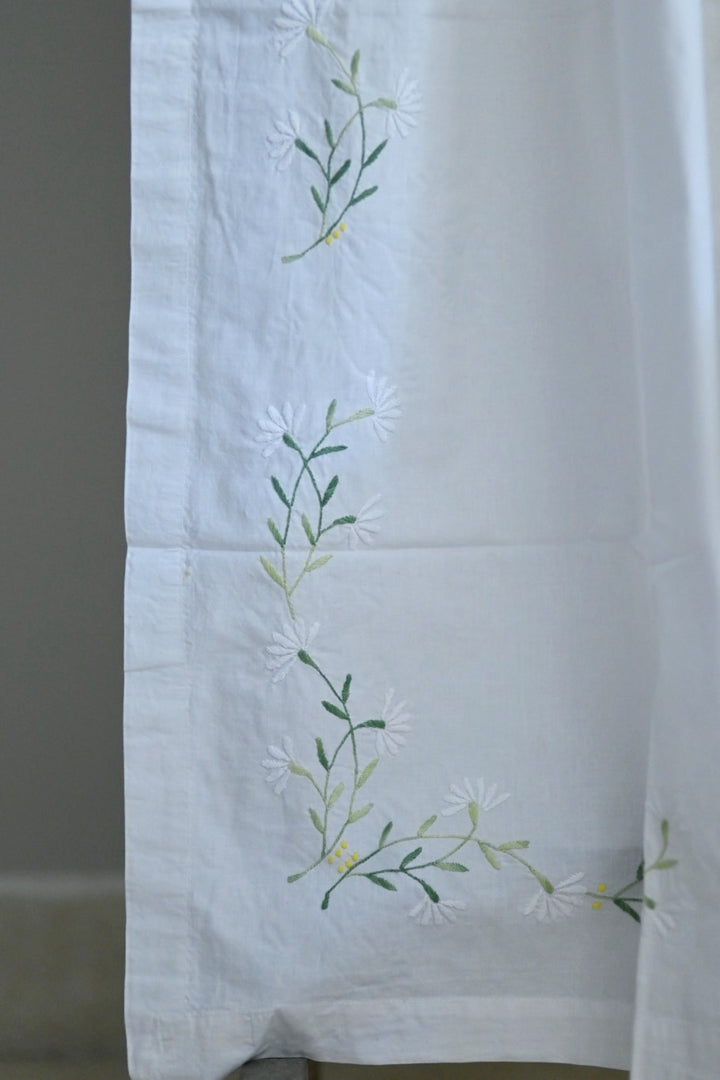 Hand Embroidered Yellow &amp; Green, Wine Patternl Embroidery,  96X60 Inches Tablecloth - kinchecom